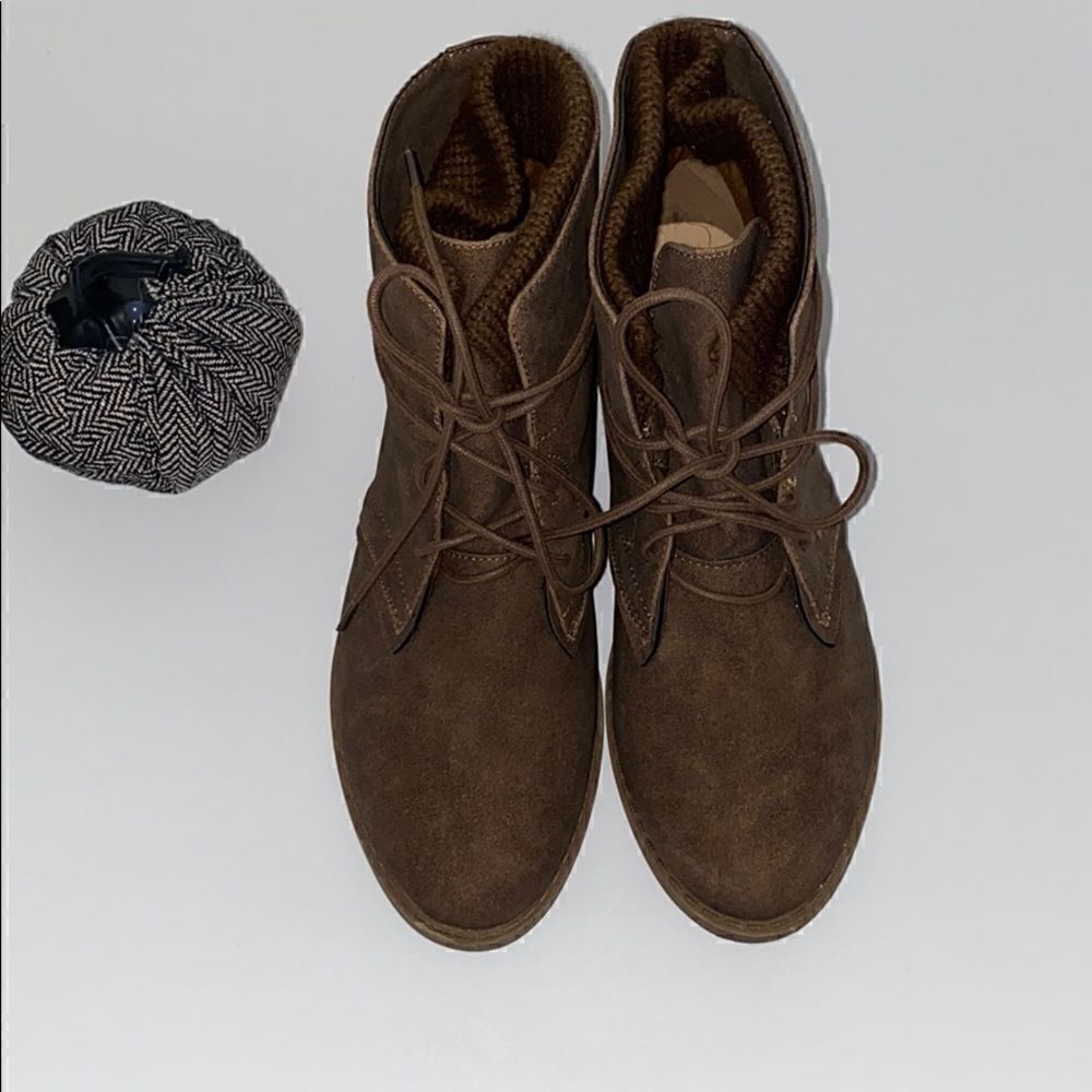 Justfab   